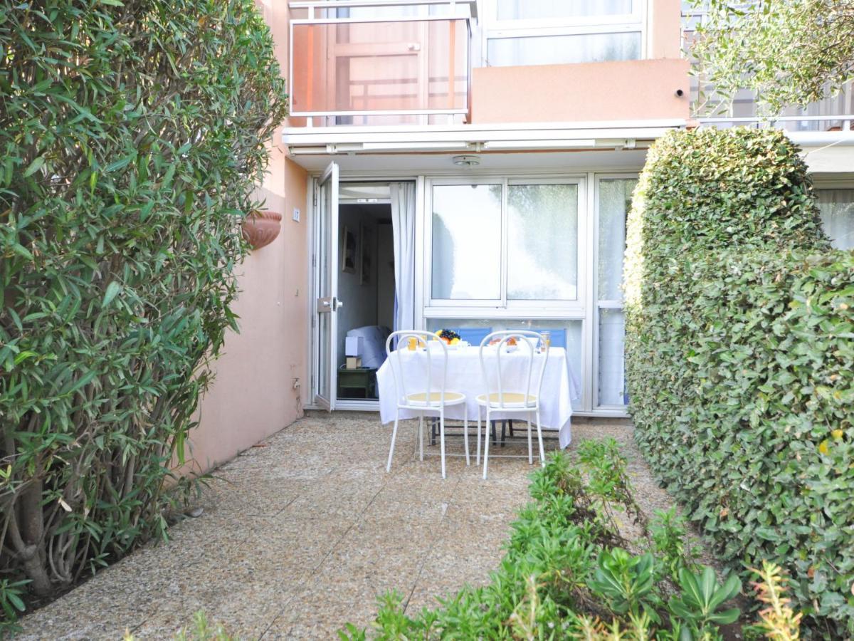 Apartment Les Jardins De La Mer-2 By Interhome Cavalaire-sur-Mer Exterior foto